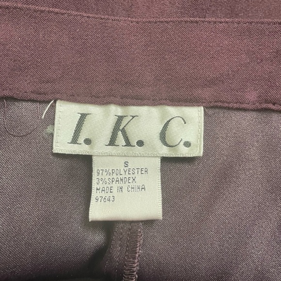 Women’s I.K.C. 2 Piece Set - Picture 14 of 16